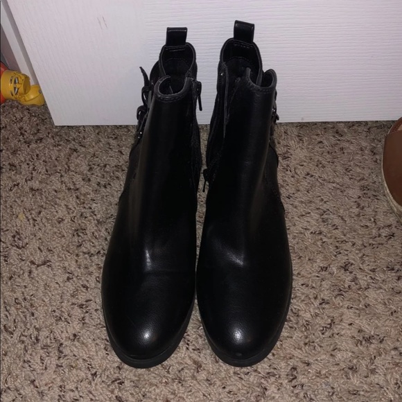 Old Navy Shoes - Black boots